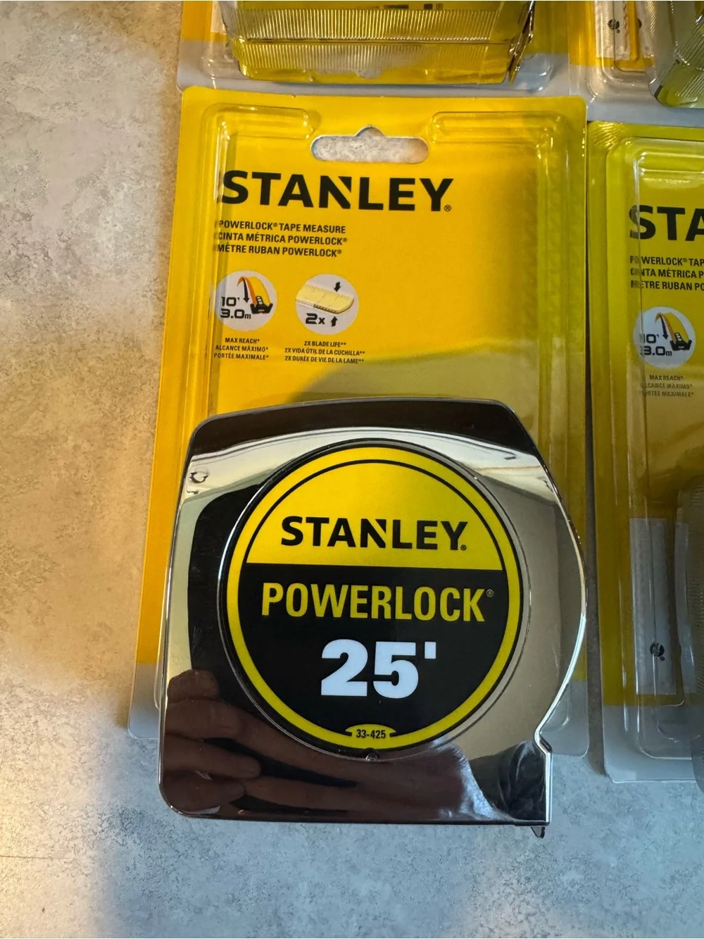 Lot of 4 STANLEY 25 ft. PowerLock Tape Measure 33-425